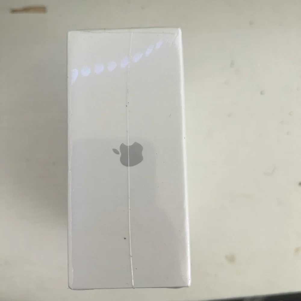 Apple AirPods 4th Gen - Sleek White - Picture 4 of 7